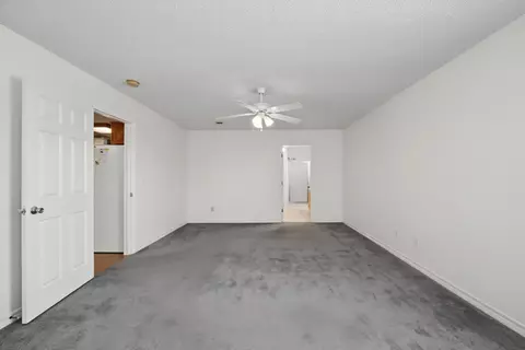 Bedroom - 538 Tikell Dr, Crestview, FL 32536 photo 3 of 9