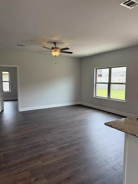 Living - 185 Ridgeway Cir, Crestview, FL 32536 photo 1 of 1