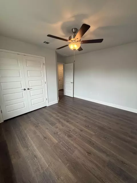Bedroom - 185 Ridgeway Cir, Crestview, FL 32536 photo 5 of 6