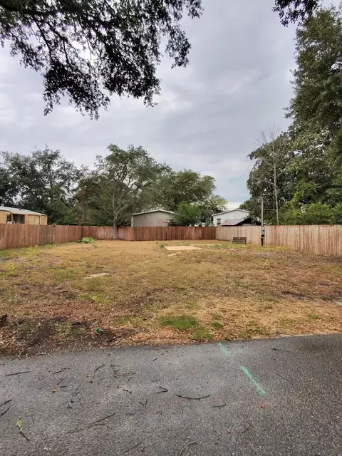 603 Happiness Rd #C, Mary Esther, FL 32569