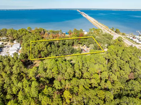 78 Chat Holley Rd # B, Santa Rosa Beach, FL 32459