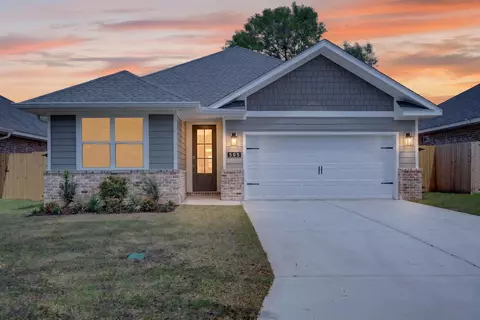 505 Apache St, Fort Walton Beach, FL 32547