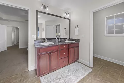 Entry Way - 2392 Agerton St, Crestview, FL 32536 photo 5 of 6