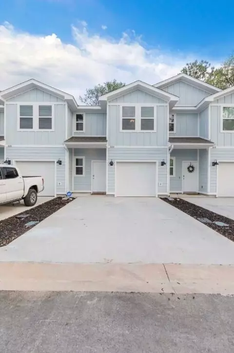 1028 Mclaren Cir, Fort Walton Beach, FL 32547