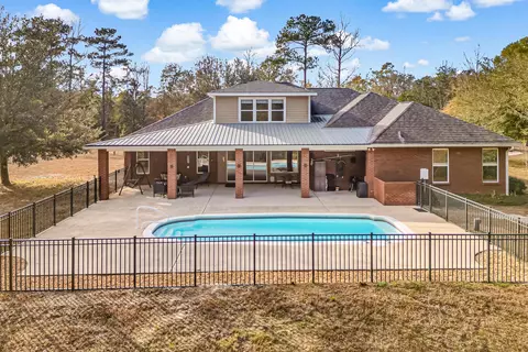 90 Platt Rd, Defuniak Springs, FL 32435