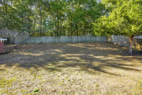 Exterior - 5212 Moore Loop, Crestview, FL 32536 photo 3 of 6