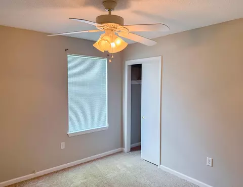 Bedroom - 5496 Monterrey Rd, Crestview, FL 32539 photo 4 of 4