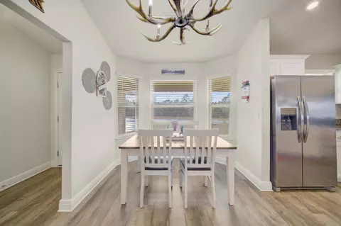 Dining - 2045 Broad St, Crestview, FL 32536 photo 1 of 3