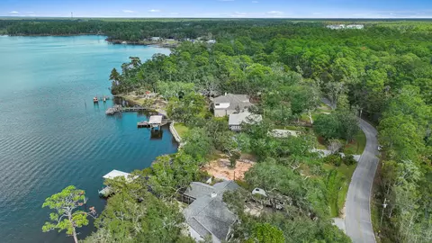 448 Holly Point Rd, Freeport, FL 32439 photo 7