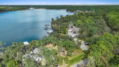 448 Holly Point Rd, Freeport, FL 32439 photo 6