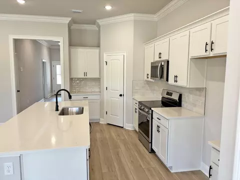 2806 San Antone Ct, Crestview, FL 32539 photo 4