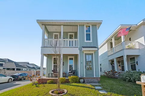 141 S H St, Pensacola, FL 32502