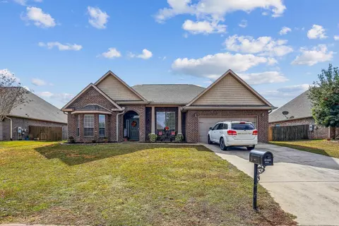 405 Pendo Pl, Crestview, FL 32536 photo 1