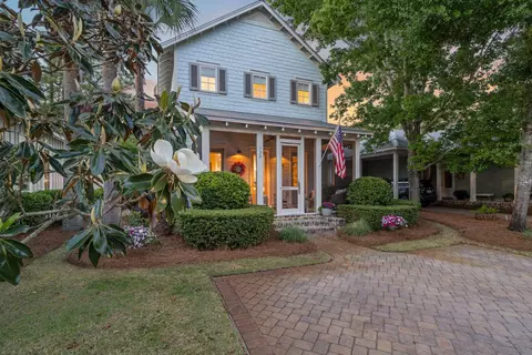 132 Carson Oaks Ln, Santa Rosa Beach, FL 32459