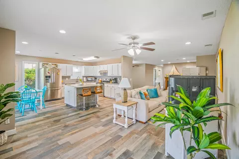 7930 S Lagoon Dr, Panama City Beach, FL 32408