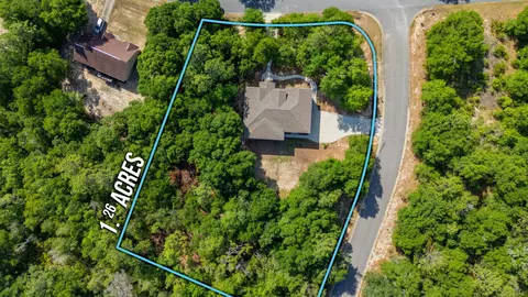 1827 Waterway Dr, Baker, FL 32531