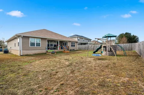 Exterior - 3015 Raven Ln, Crestview, FL 32539 photo 7 of 8