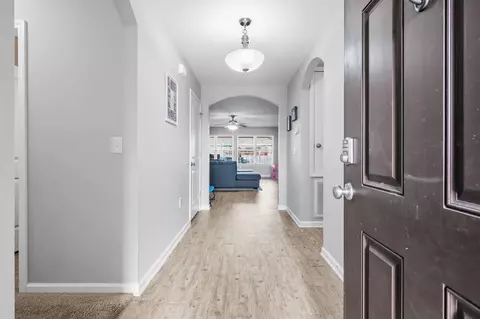 Entry Way - 3015 Raven Ln, Crestview, FL 32539 photo 2 of 6