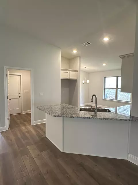 Kitchen - 191 Ridgeway Cir, Crestview, FL 32536 photo 1 of 3