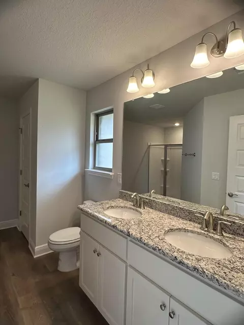 Bath - 191 Ridgeway Cir, Crestview, FL 32536 photo 2 of 4