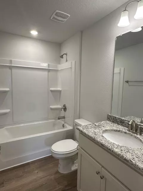 Bath - 191 Ridgeway Cir, Crestview, FL 32536 photo 1 of 4