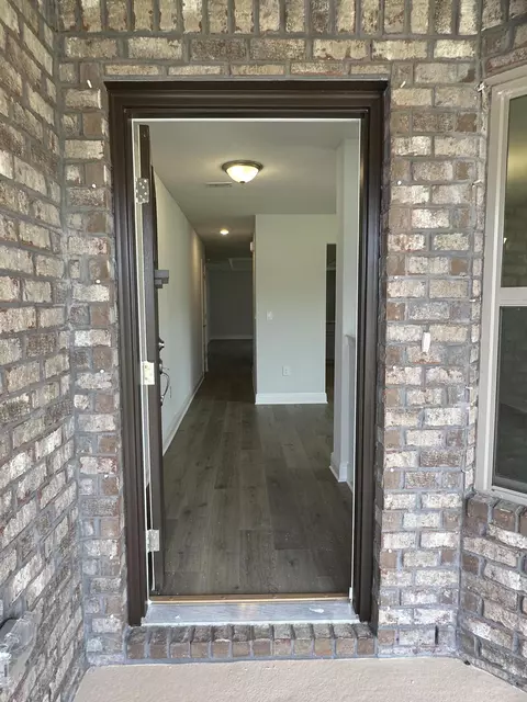 Entry Way - 187 Ridgeway Cir, Crestview, FL 32536 photo 1 of 2