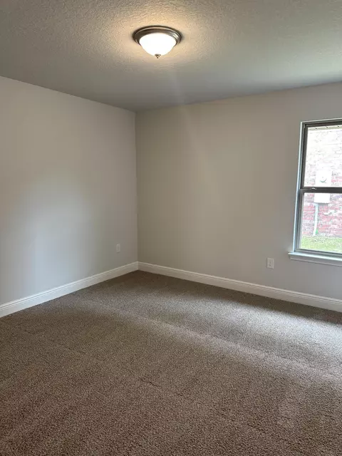 Bedroom - 187 Ridgeway Cir, Crestview, FL 32536 photo 1 of 2