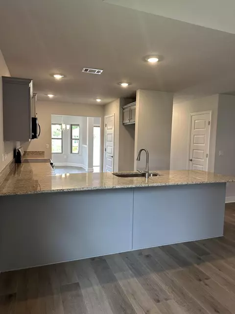 Kitchen - 187 Ridgeway Cir, Crestview, FL 32536 photo 2 of 3