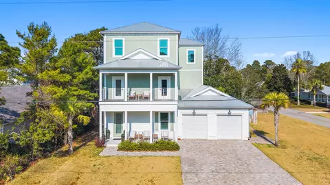 111 Walnut St, Santa Rosa Beach, FL 32459