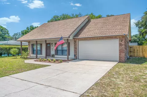 38 NW Poulton Dr, Fort Walton Beach, FL 32548