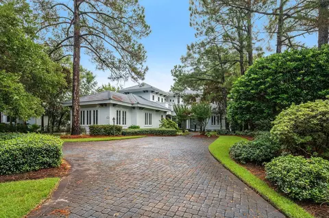 3028 Club Dr, Miramar Beach, FL 32550