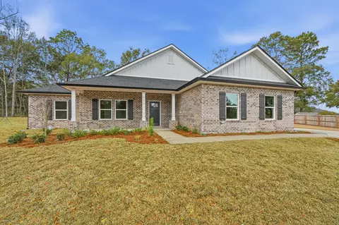 2614 Sorrel Ridge Rd, Crestview, FL 32536