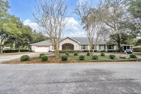 1227 Twin Bay Dr, Fort Walton Beach, FL 32547
