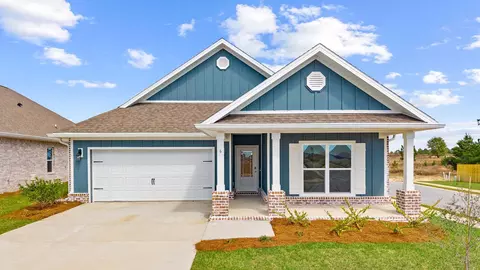 6 W Gray Owl Dr, Freeport, FL 32439