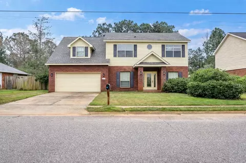 2136 Sardinia Ct, Navarre, FL 32566
