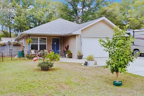 Exterior - 276 Elm Ave, Crestview, FL 32536 photo 5 of 8