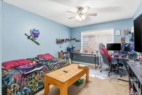 Bedroom - 2145 Hagood Loop, Crestview, FL 32536 photo 5 of 6