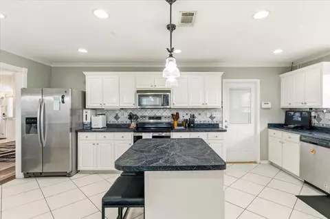Kitchen - 2145 Hagood Loop, Crestview, FL 32536 photo 6 of 6