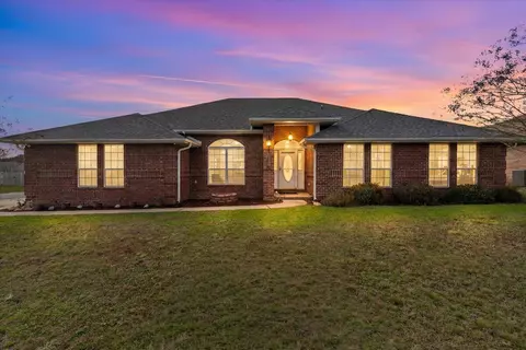2145 Hagood Loop, Crestview, FL 32536