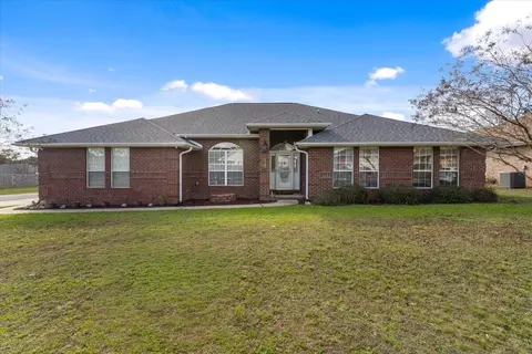 Exterior - 2145 Hagood Loop, Crestview, FL 32536 photo 2 of 8