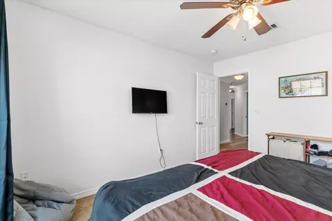 Bedroom - 2145 Hagood Loop, Crestview, FL 32536 photo 4 of 6