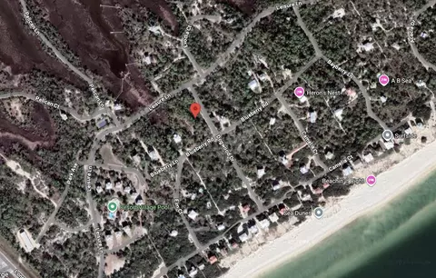 1452 Blueberry Rd, Eastpoint, FL 32328