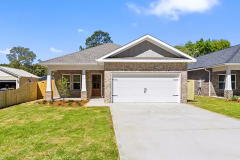 1510 Pine St, Niceville, FL 32578