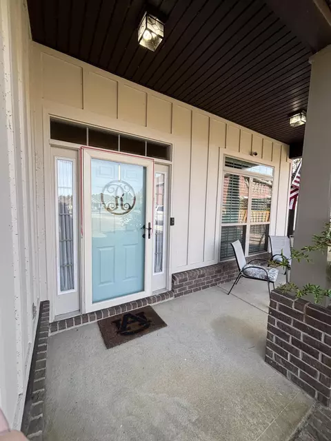 Exterior - 14 Lullaby Ln, Freeport, FL 32439 photo 2 of 4