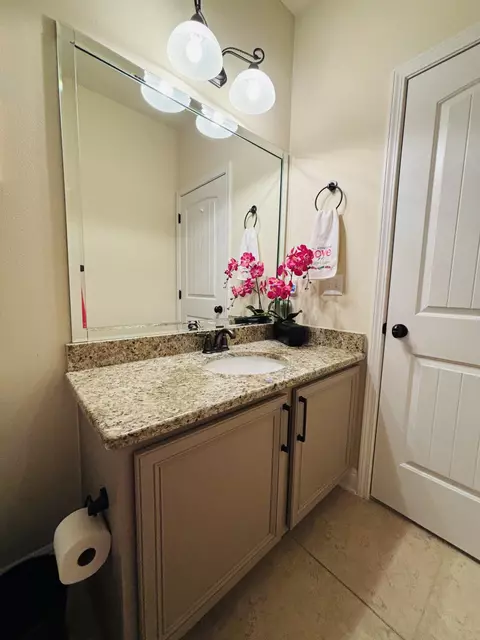 Bath - 14 Lullaby Ln, Freeport, FL 32439 photo 2 of 4