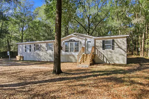 6108 Old River Rd, Baker, FL 32531