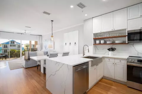 1952 Scenic Gulf Dr UNIT 302, Miramar Beach, FL 32550