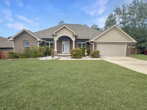 670 Red Fern Rd, Crestview, FL 32536