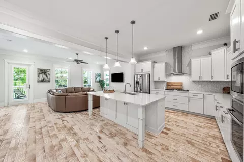 Kitchen - 164 Clipper St, Inlet Beach, FL 32461 photo 3 of 8