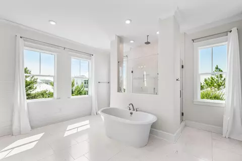 Bath - 164 Clipper St, Inlet Beach, FL 32461 photo 8 of 11